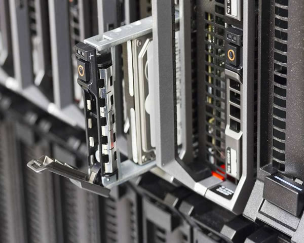 Discussion On The User Experience And Server Issues Of Apple X In Taiwan